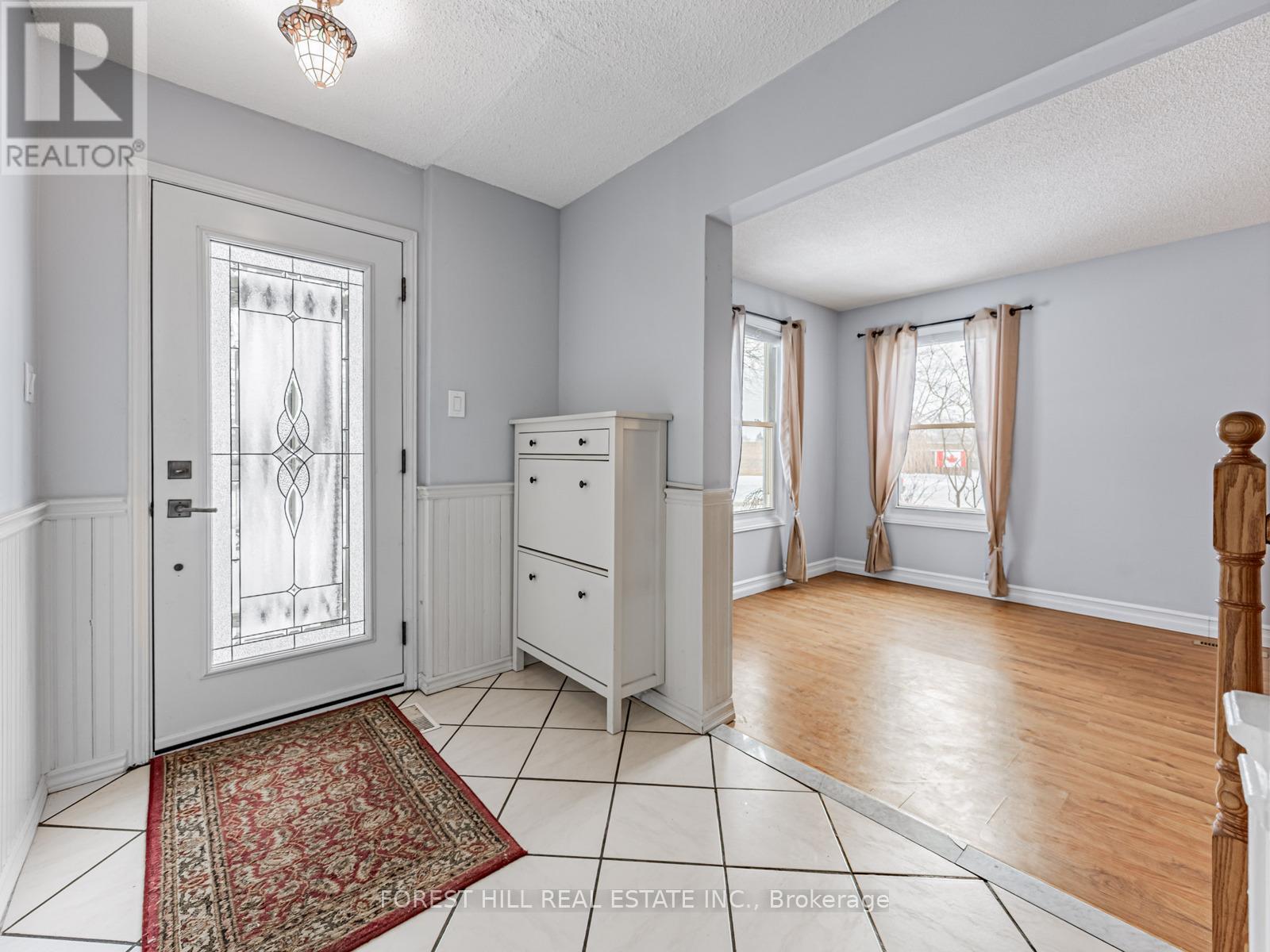 44 Kirkham Drive, Ajax, Ontario  L1S 5K4 - Photo 3 - E12740440