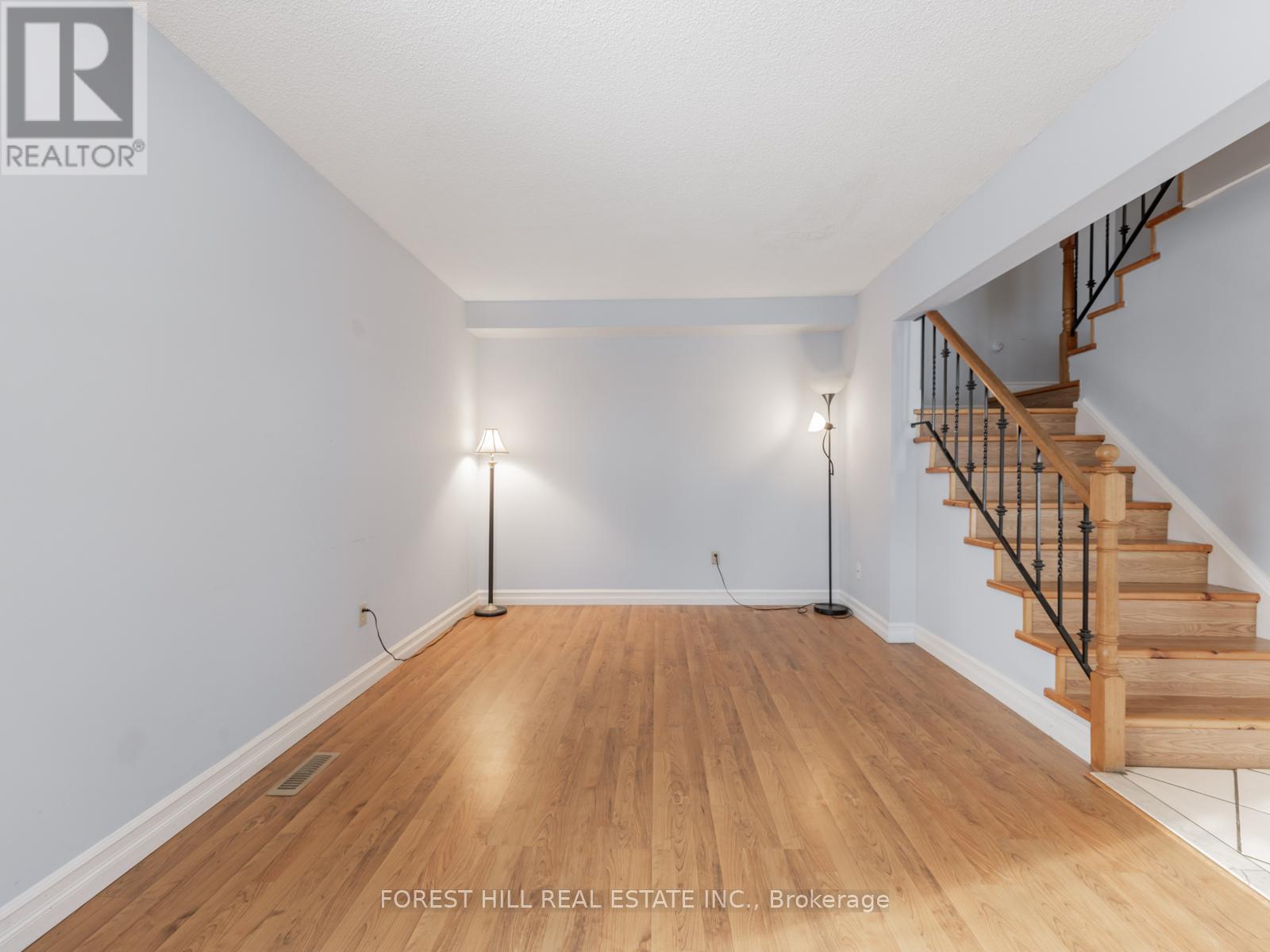 44 Kirkham Drive, Ajax, Ontario  L1S 5K4 - Photo 6 - E12740440