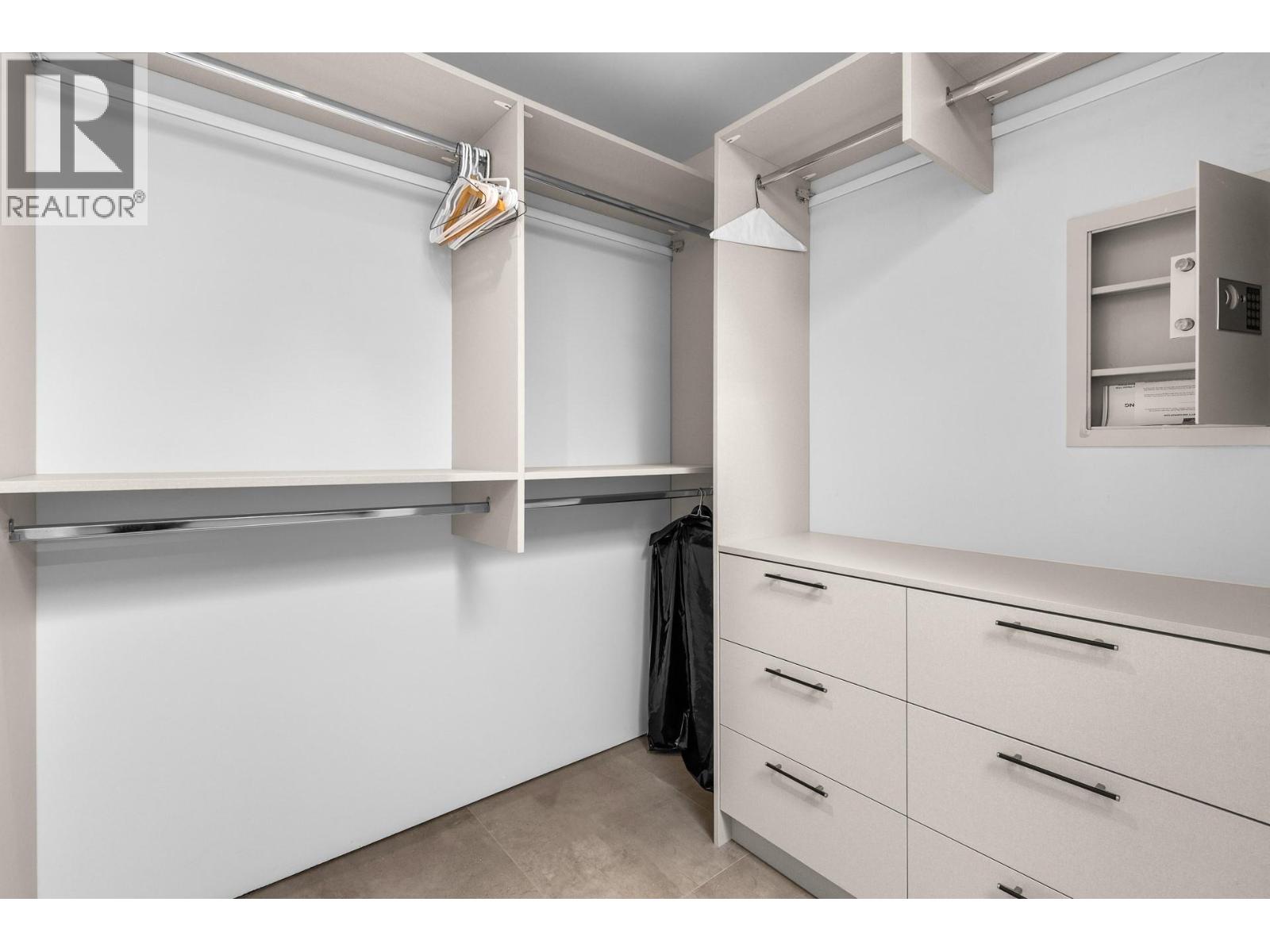 4043 Lakeside Road Penticton Photo 40