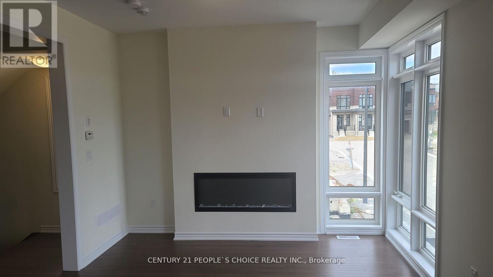 161 Blick Crescent, Aurora, Ontario  L4G 4A7 - Photo 5 - N12740450