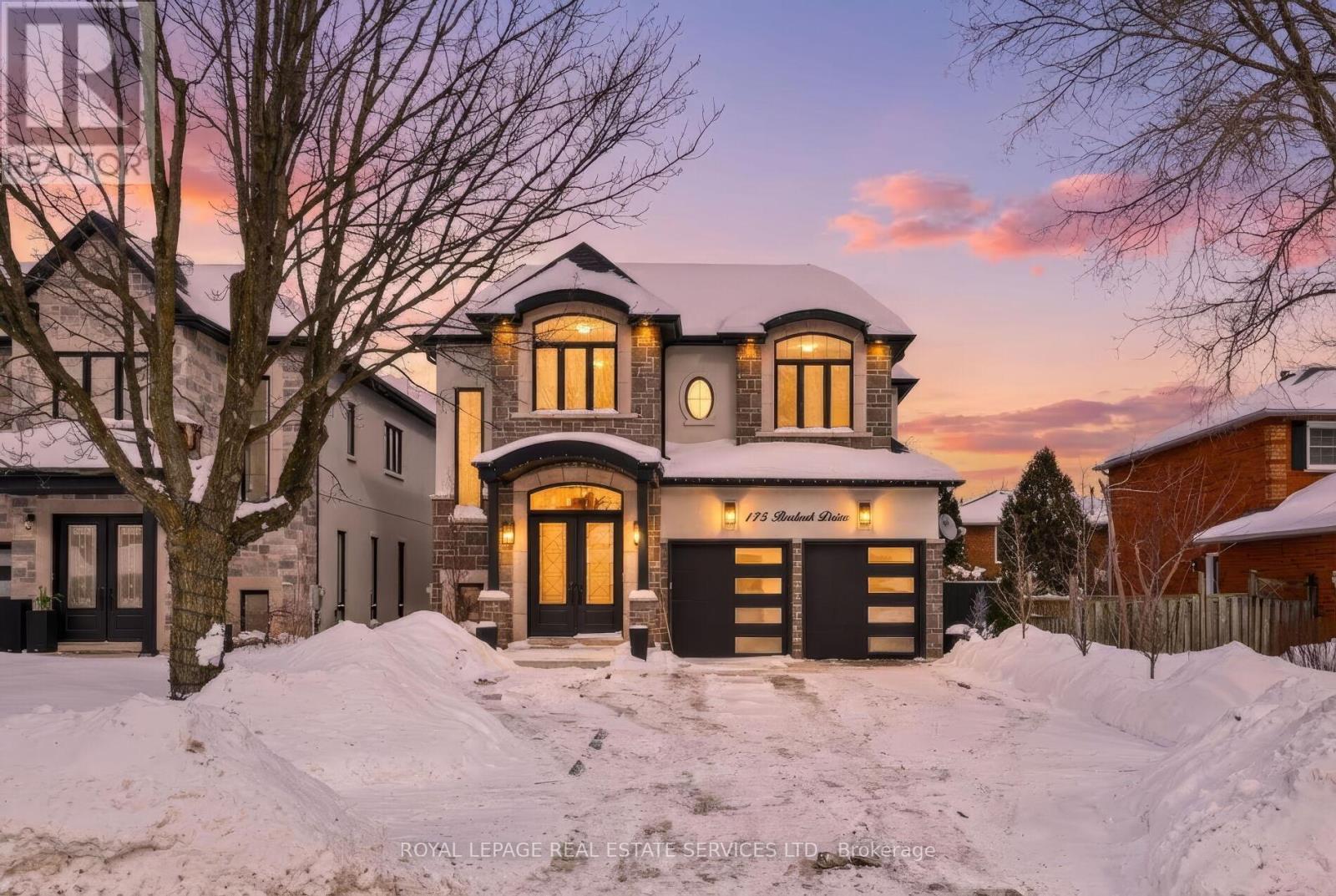 175 BURLOAK DRIVE W, Oakville, Ontario