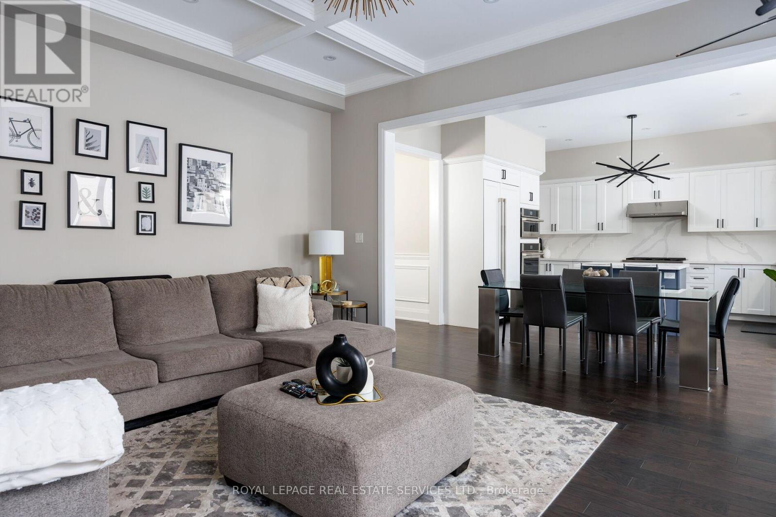 175 Burloak Drive W, Oakville, Ontario  L6L 6E6 - Photo 17 - W12740400