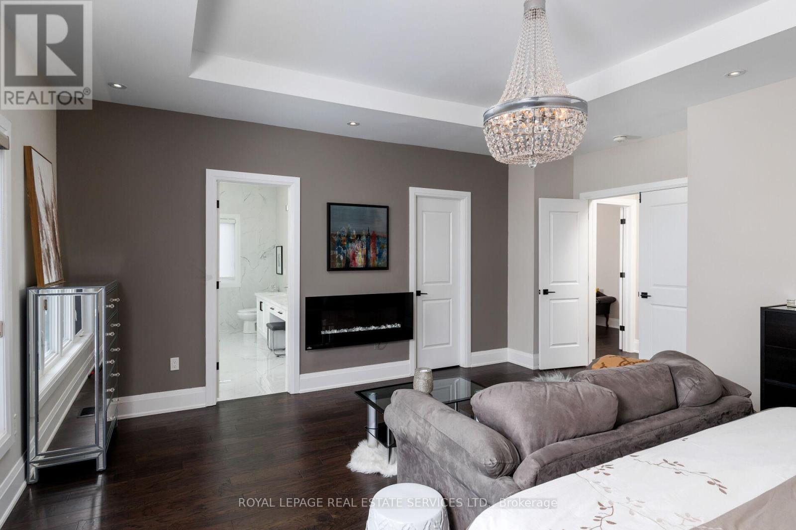 175 Burloak Drive W, Oakville, Ontario  L6L 6E6 - Photo 24 - W12740400