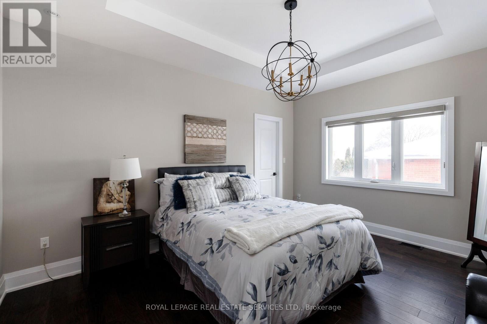 175 Burloak Drive W, Oakville, Ontario  L6L 6E6 - Photo 28 - W12740400