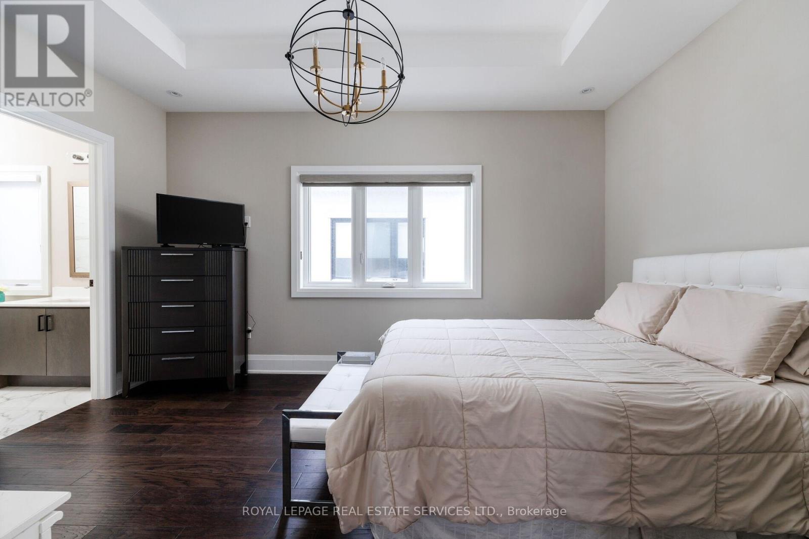 175 Burloak Drive W, Oakville, Ontario  L6L 6E6 - Photo 32 - W12740400