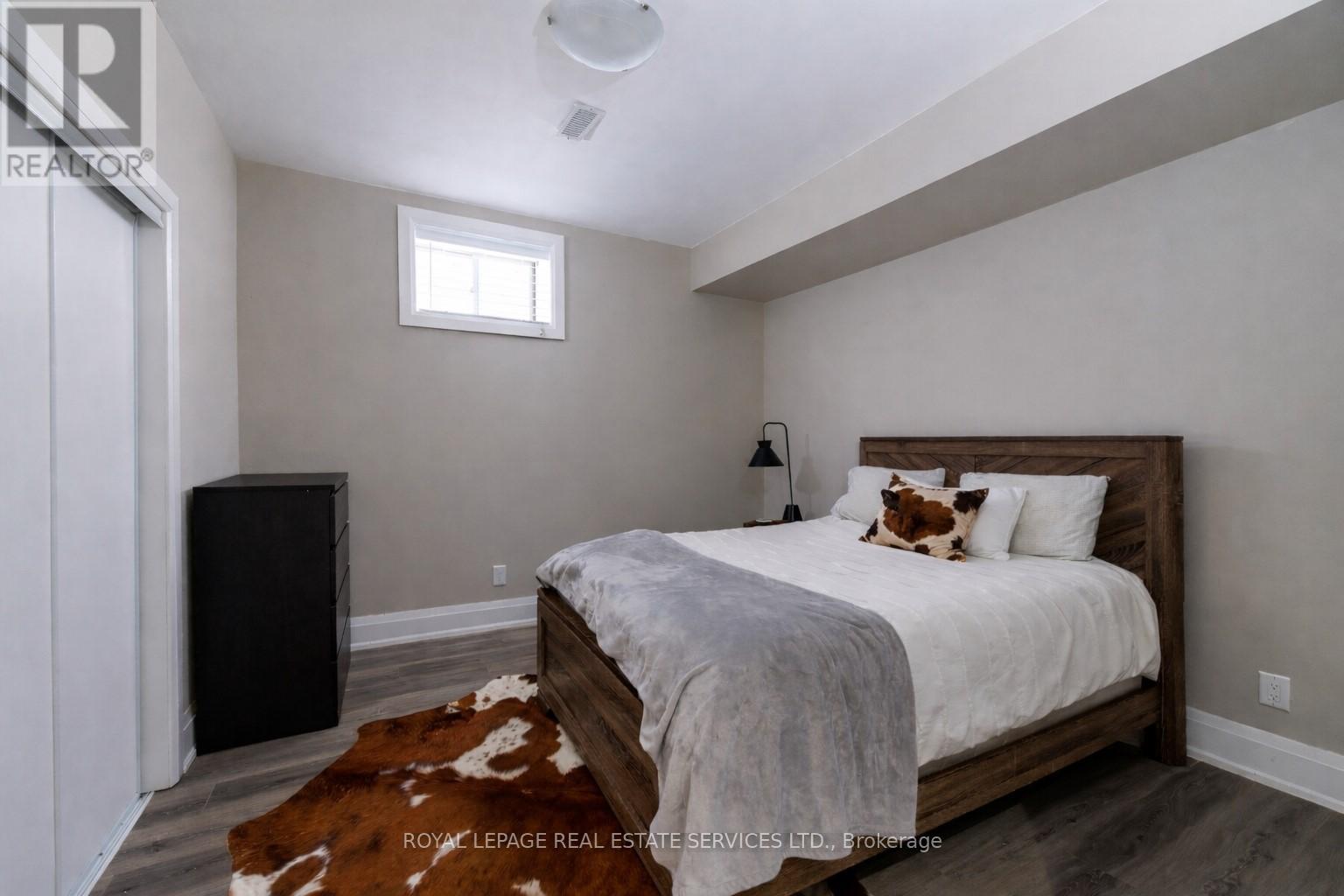 175 Burloak Drive W, Oakville, Ontario  L6L 6E6 - Photo 41 - W12740400