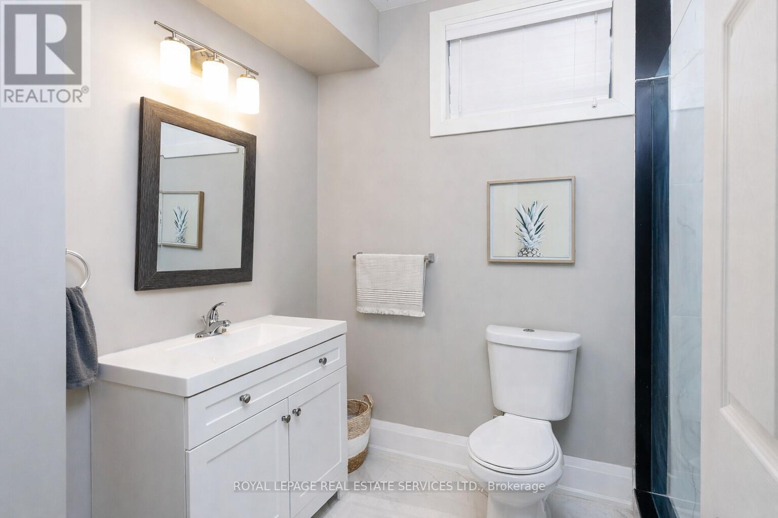 175 Burloak Drive W, Oakville, Ontario  L6L 6E6 - Photo 42 - W12740400