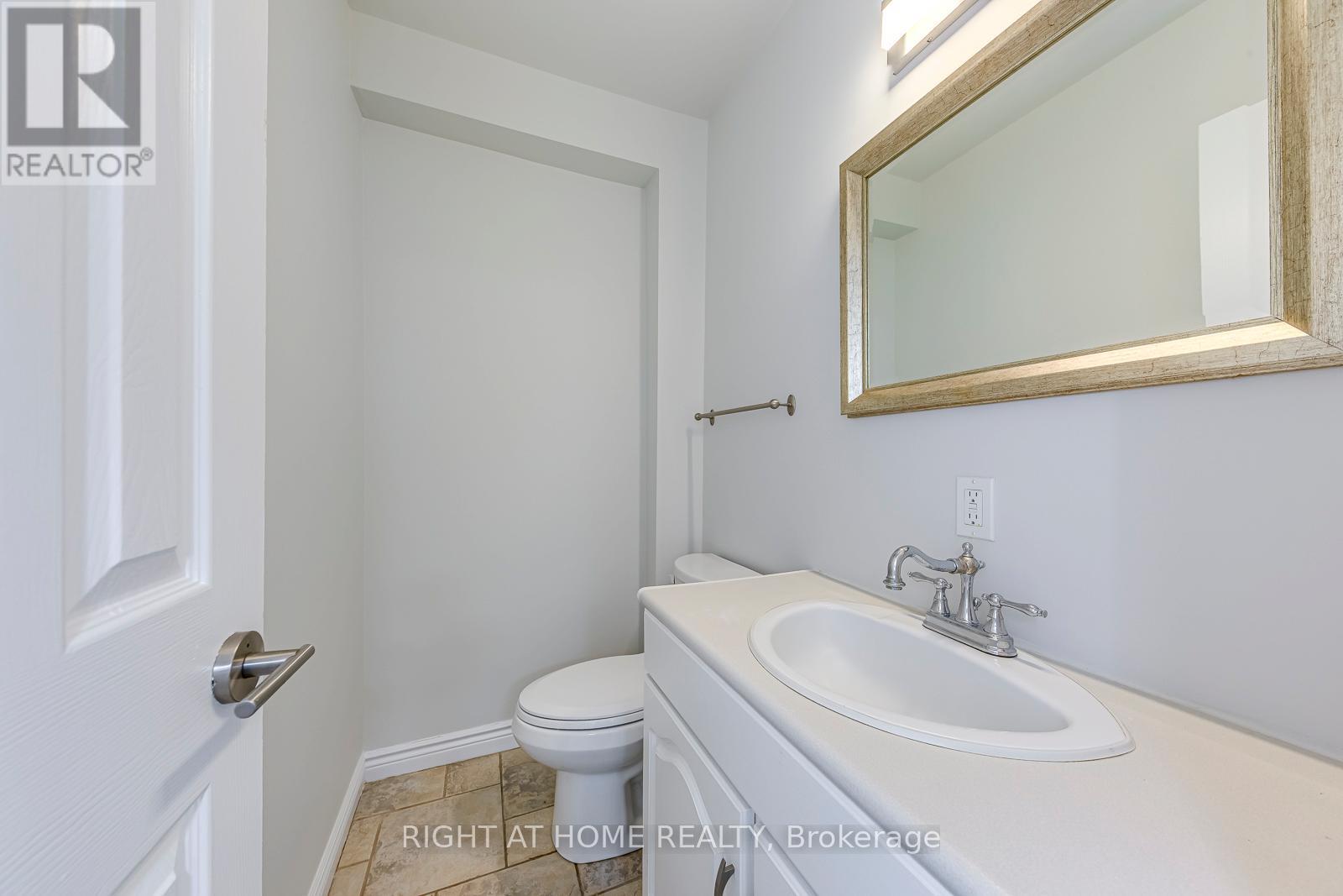 435 Maple Avenue, Oakville, Ontario  L6J 2J2 - Photo 22 - W12740420