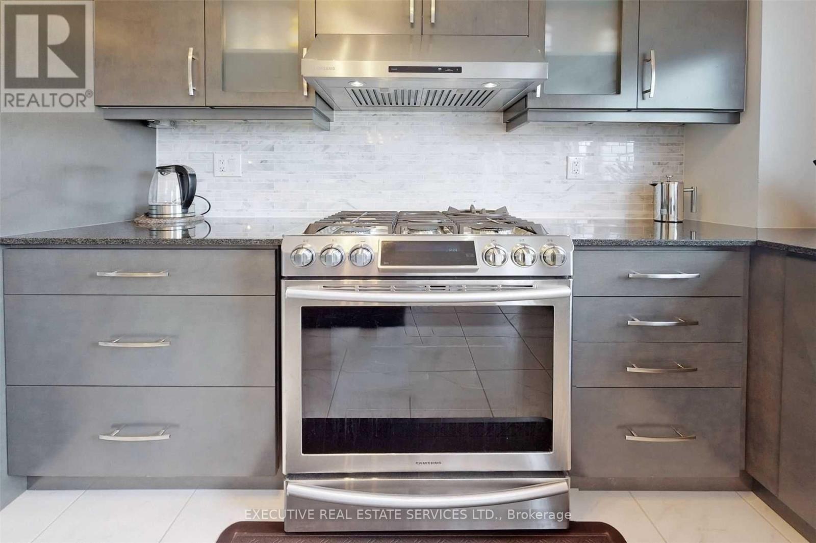 468 Remembrance Road, Brampton (Northwest Brampton), Ontario  L7A 0H1 - Photo 13 - W12740444