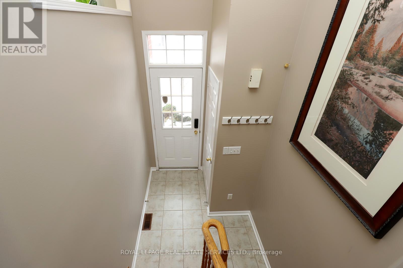 67 - 1575 South Parade Court, Mississauga, Ontario  L5M 6E9 - Photo 4 - W12740446