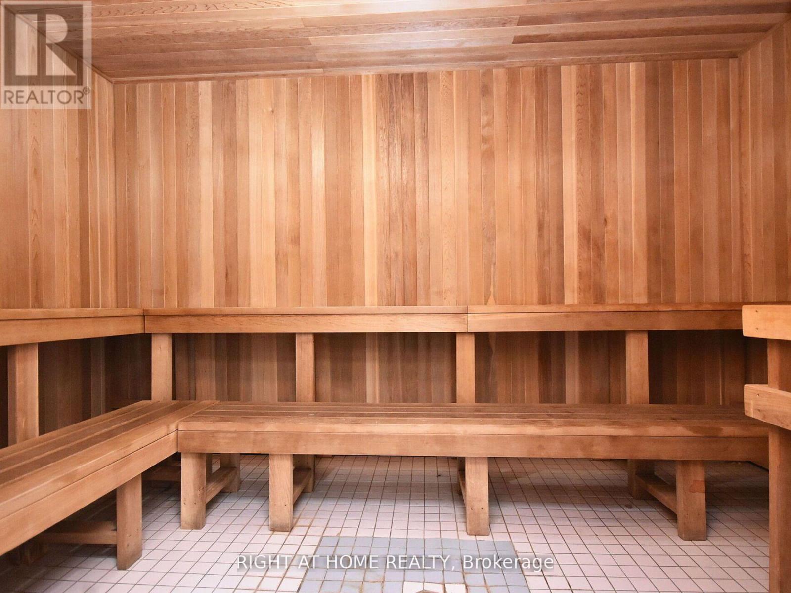 1504 - 265 Enfield Place, Mississauga, Ontario  L5B 3Y7 - Photo 32 - W12740460