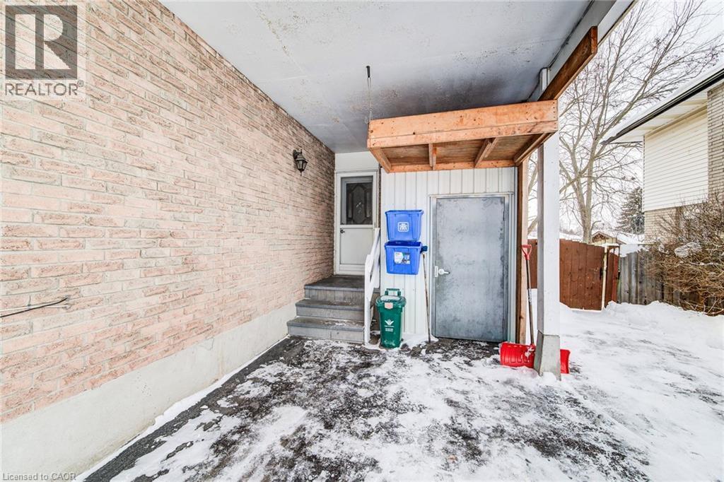 839 Doon Village Road, Kitchener, Ontario  N2P 1A1 - Photo 5 - 40801764