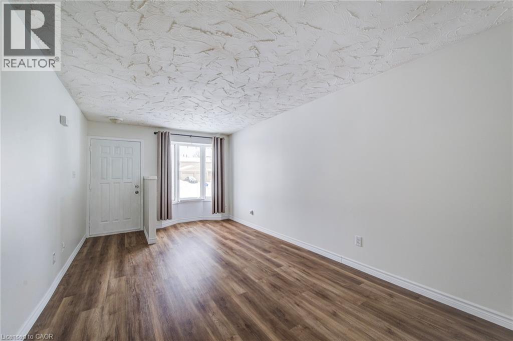 839 Doon Village Road, Kitchener, Ontario  N2P 1A1 - Photo 7 - 40801764