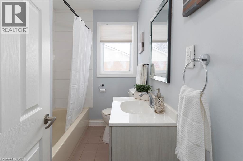 2448 Wilson Street W, Ancaster, Ontario  L0R 1A0 - Photo 12 - 40801741