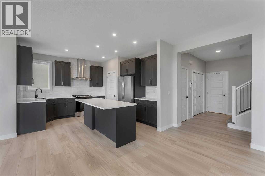 1172 Iron Ridge Avenue, Crossfield, Alberta  T0M 0S0 - Photo 5 - A2268768