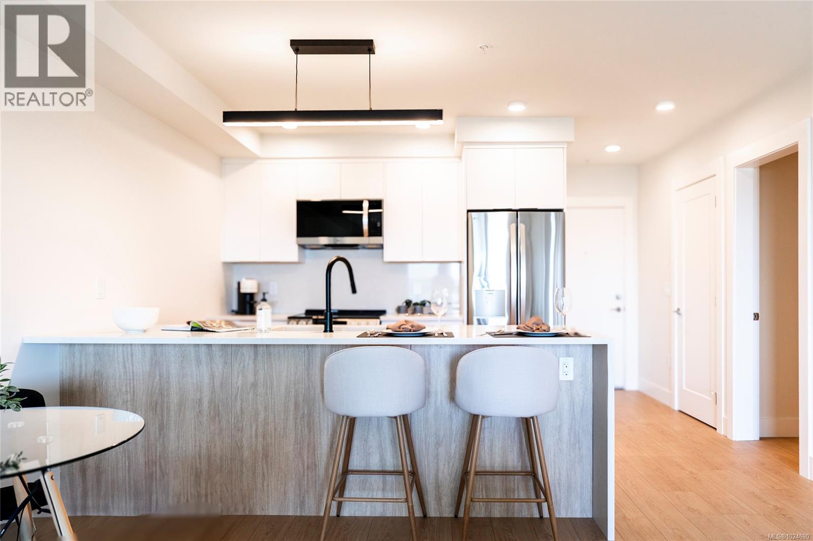 403 45 Haliburton St, Nanaimo, British Columbia  V9R 4V6 - Photo 21 - 1024690