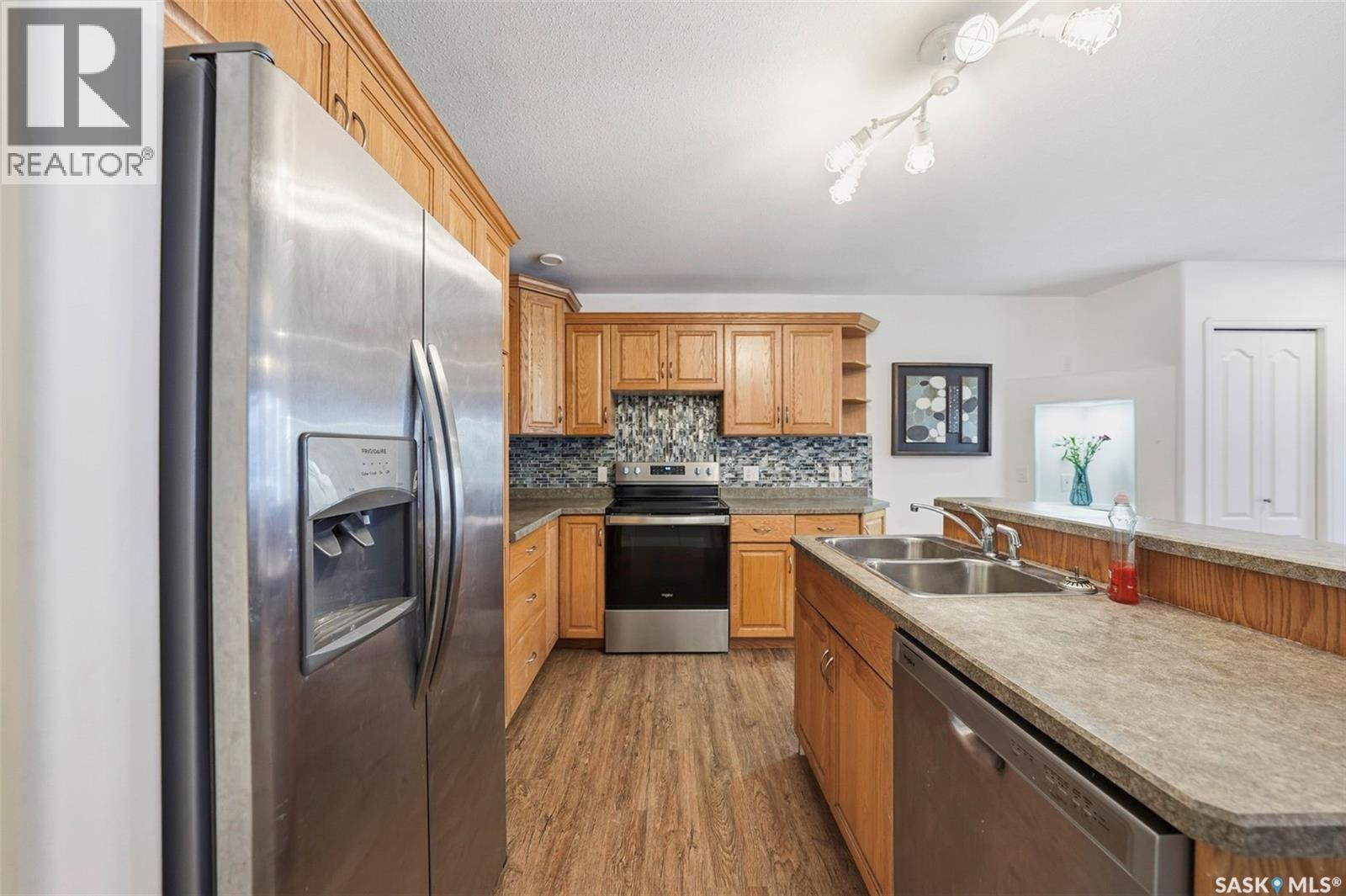 101 2nd Street S, Martensville, Saskatchewan  S0K 2T0 - Photo 11 - SK027631