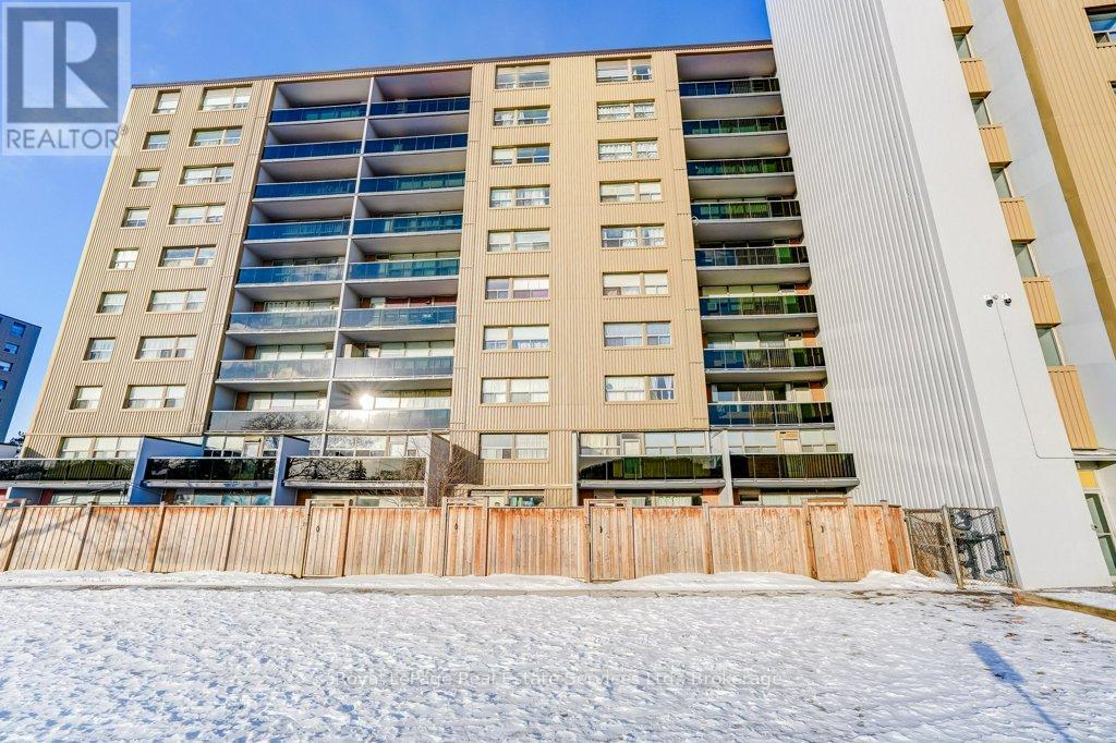 17 - 15 Albright Road, Hamilton, Ontario  L8K 5J2 - Photo 4 - X12740492