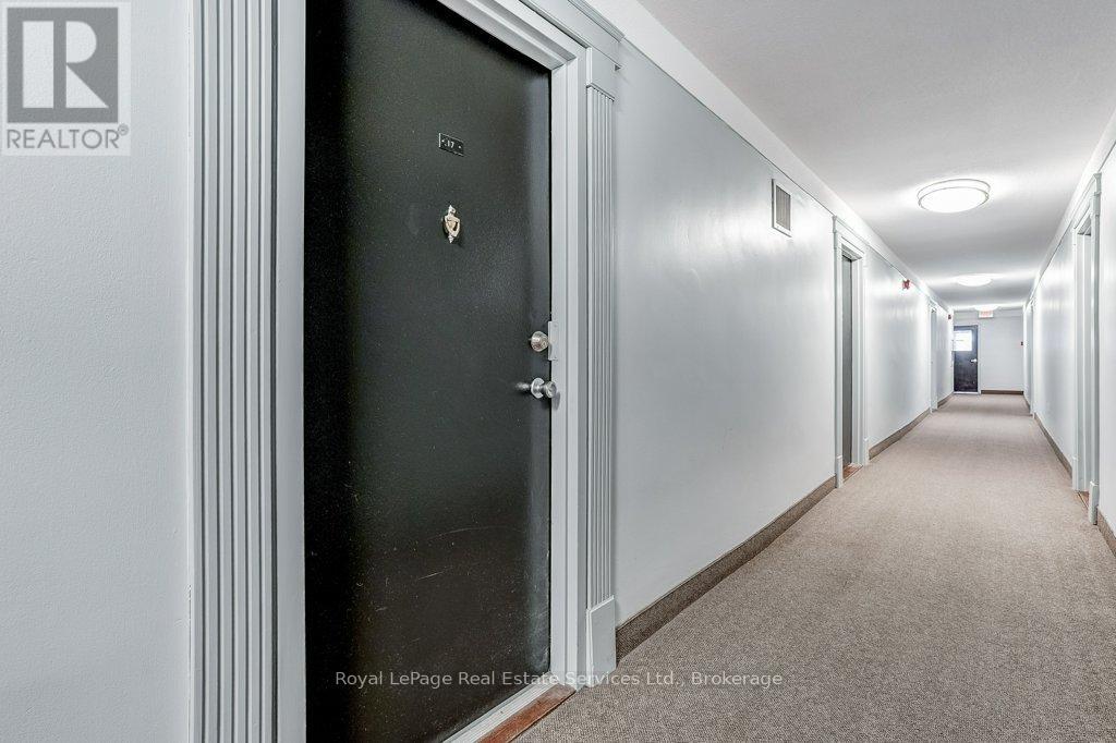 17 - 15 Albright Road, Hamilton, Ontario  L8K 5J2 - Photo 7 - X12740492