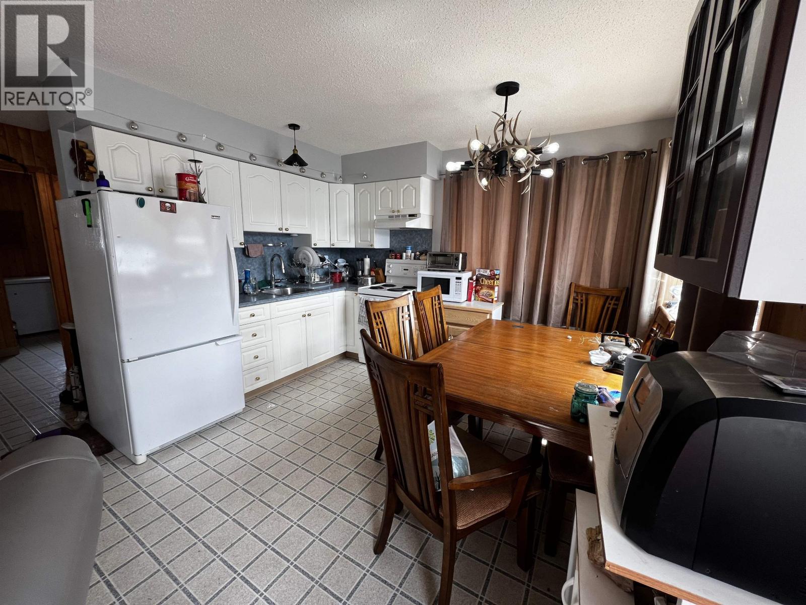 Cabin 5 153 Birch Bay Resort Road, Fraser Lake, British Columbia  V0J 1S0 - Photo 17 - R3084643