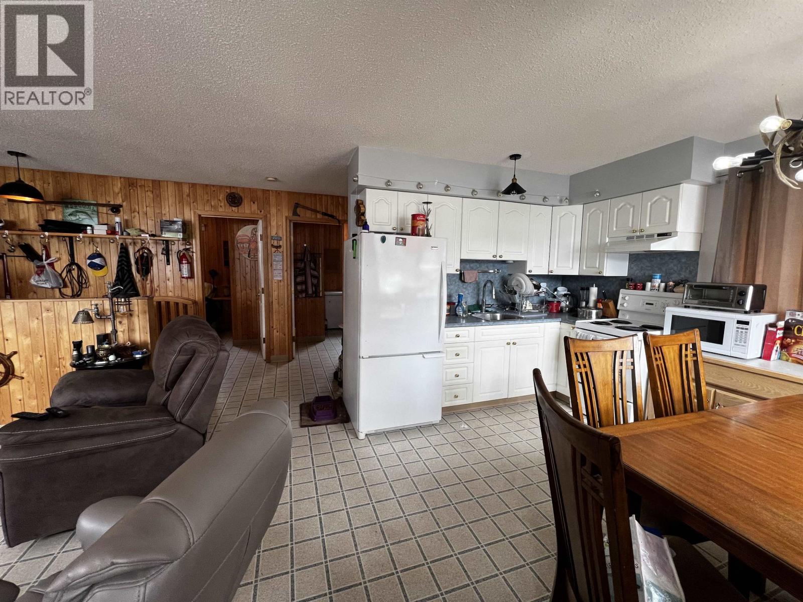 Cabin 5 153 Birch Bay Resort Road, Fraser Lake, British Columbia  V0J 1S0 - Photo 20 - R3084643