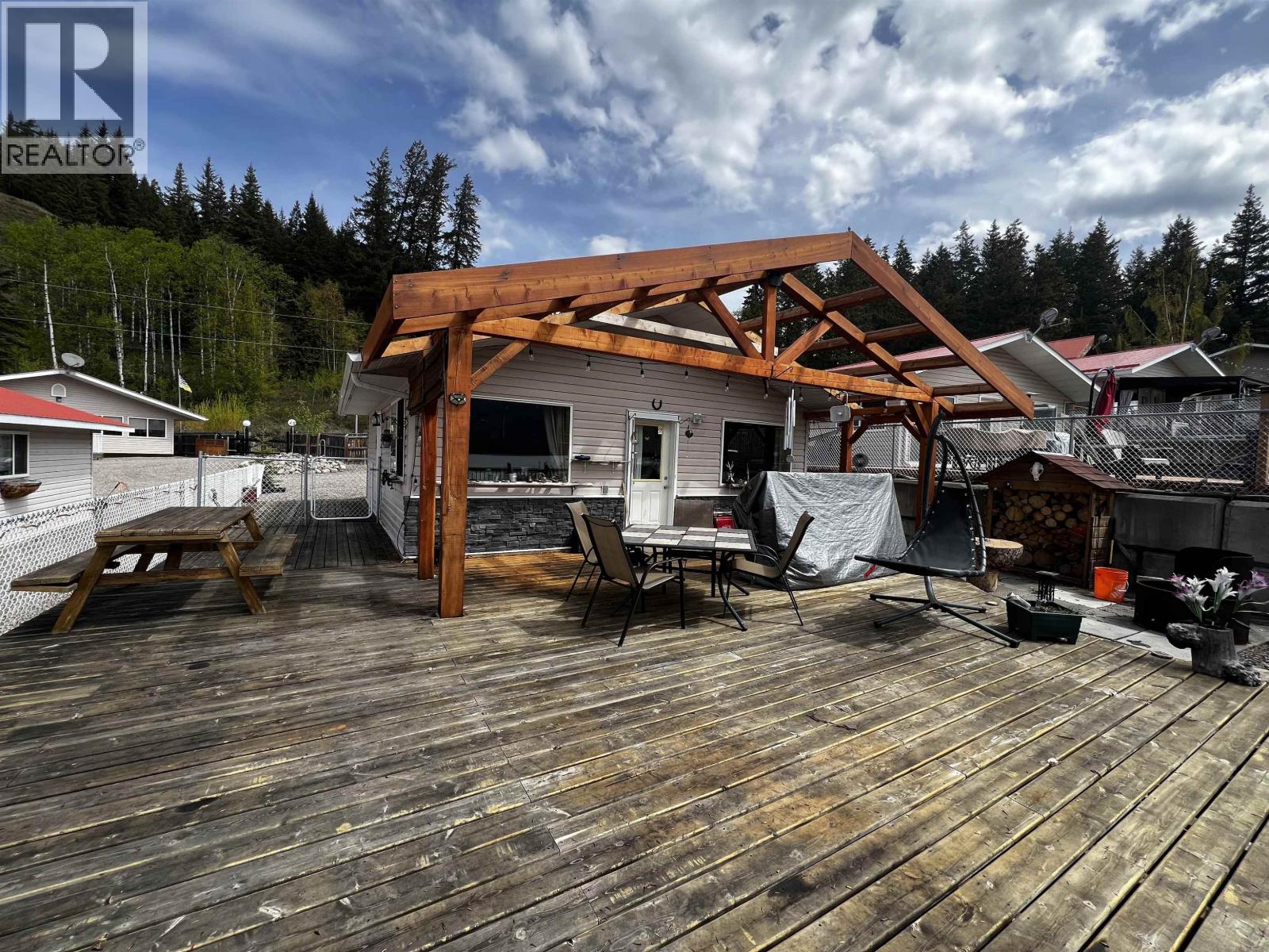 Cabin 5 153 Birch Bay Resort Road, Fraser Lake, British Columbia  V0J 1S0 - Photo 4 - R3084643