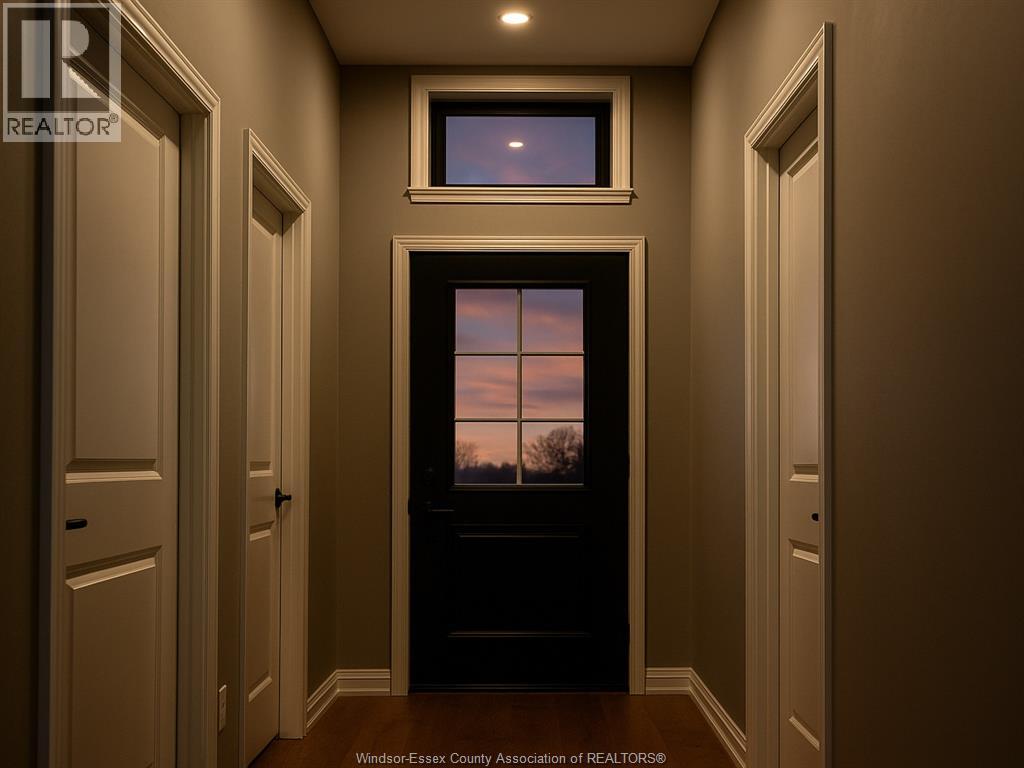 220 Mclellan Avenue, Amherstburg, Ontario  N9V 0H1 - Photo 5 - 26002180