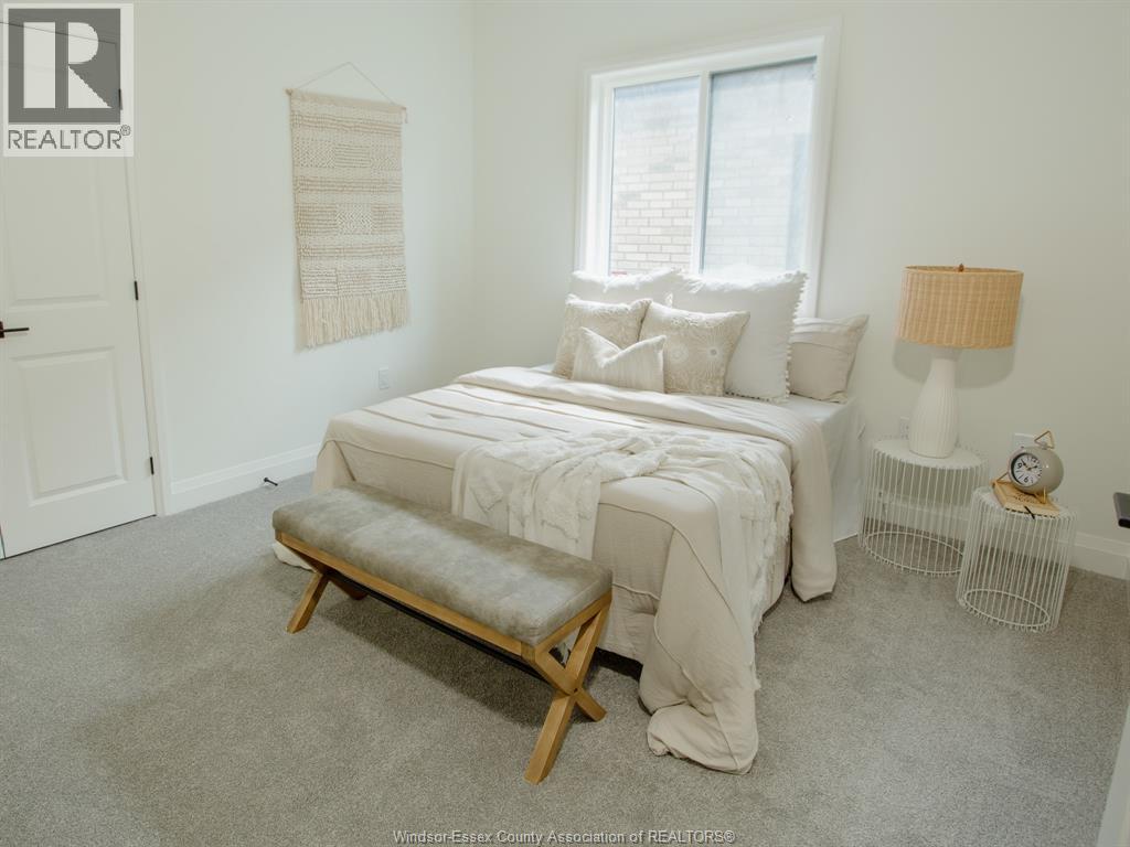220 Mclellan Avenue, Amherstburg, Ontario  N9V 0H1 - Photo 12 - 26002180