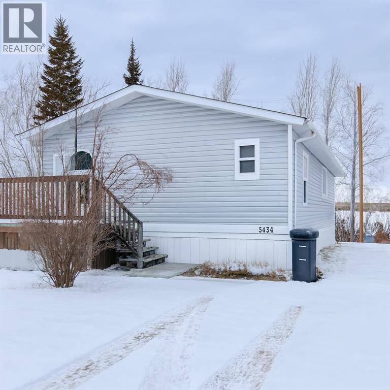 5134 51 StreetClose, Caroline, Alberta
