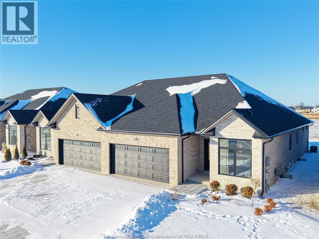 220 Mclellan Avenue, Amherstburg, Ontario  N9V 0H1 - Photo 3 - 26002180