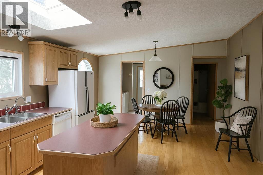 5134 51 Streetclose, Caroline, Alberta  T0M 0M0 - Photo 8 - A2273261