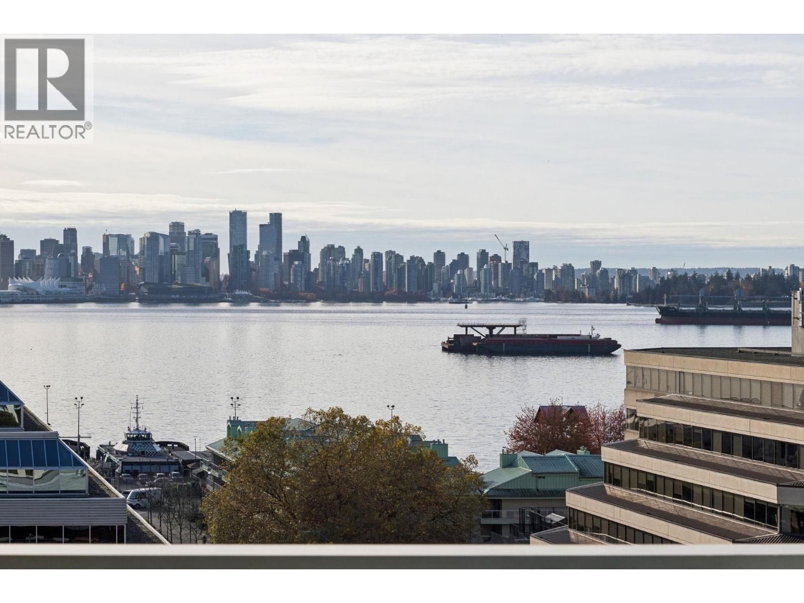 810 175 W 1ST STREET, North Vancouver, British Columbia