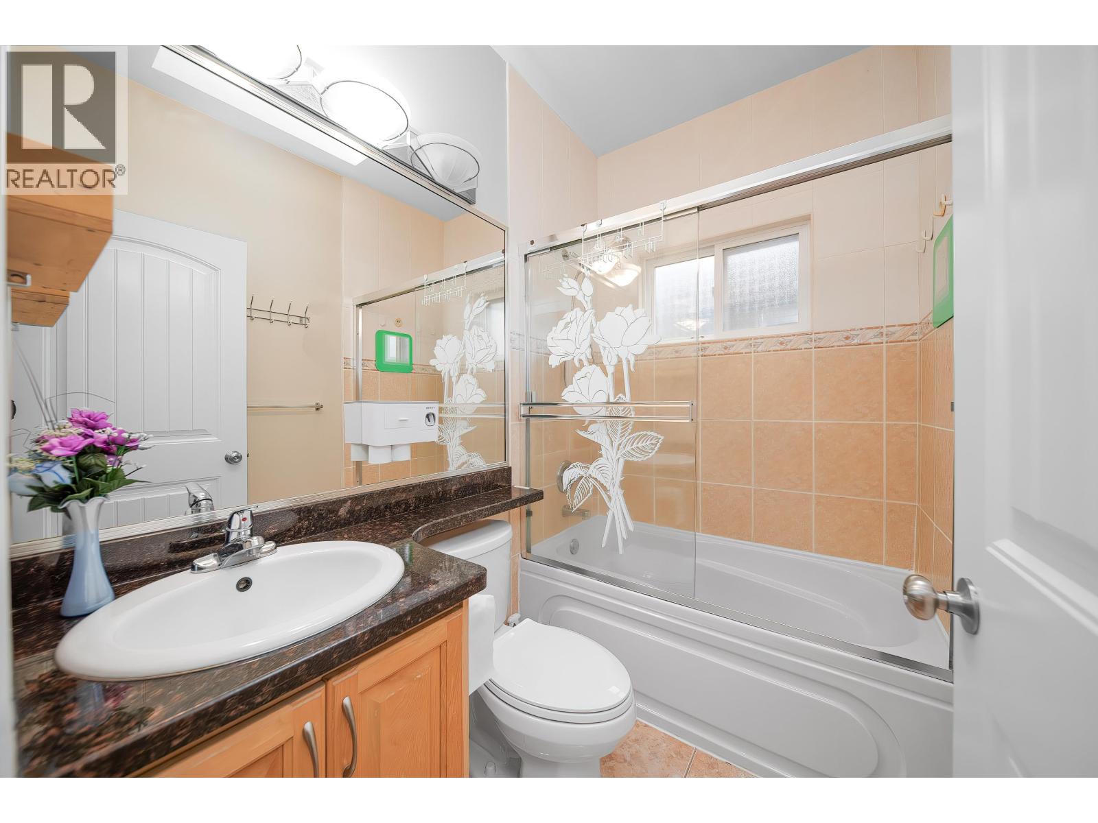 3320 E 43rd Avenue, Vancouver, British Columbia  V5R 3A1 - Photo 9 - R3084543