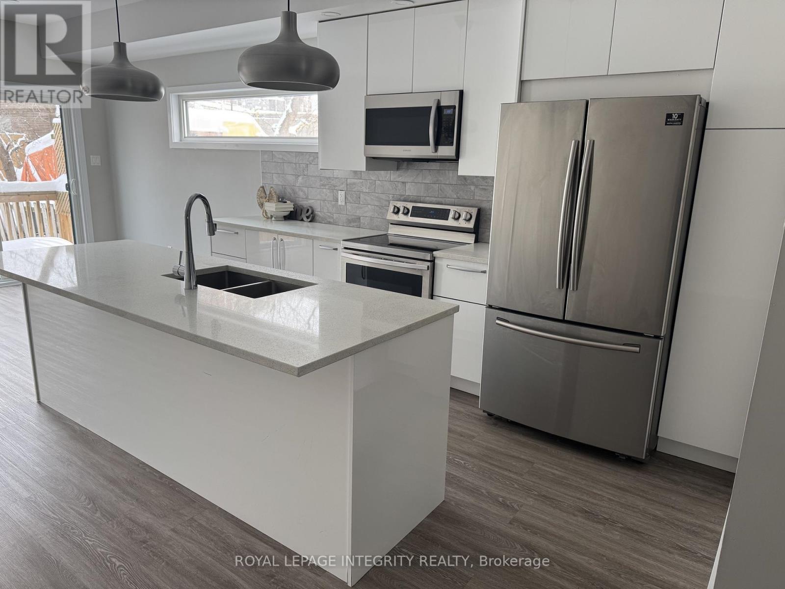 247 Granville Street, Ottawa, Ontario K1L 6Z3 - Photo 4 - X12740550