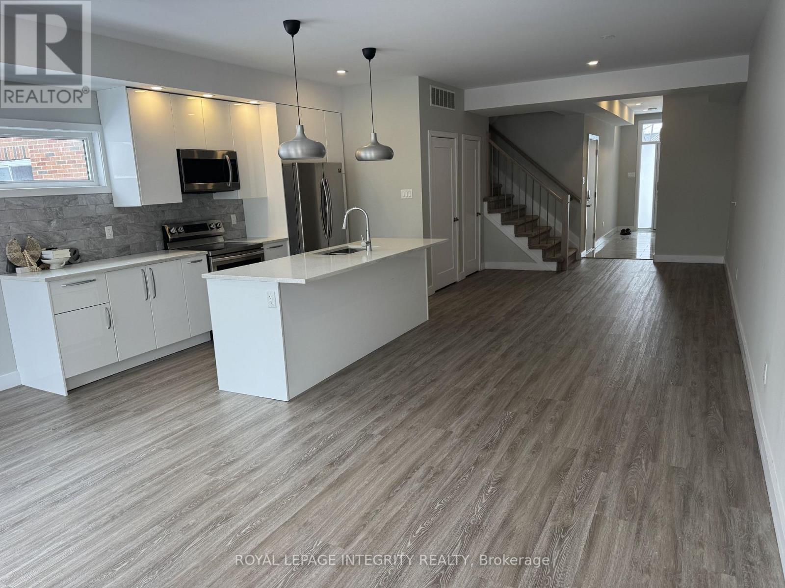 247 Granville Street, Ottawa, Ontario K1L 6Z3 - Photo 8 - X12740550