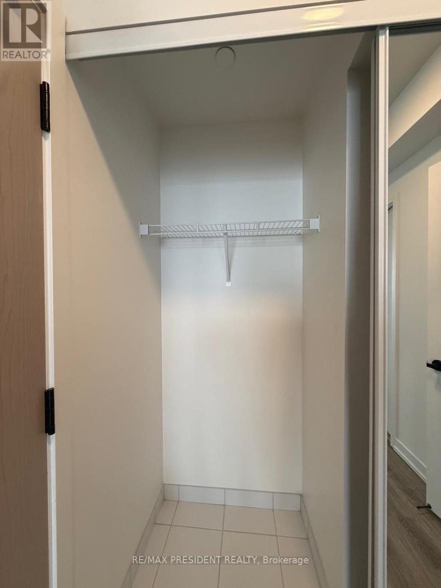 5108 - 8 Interchange Way, Vaughan, Ontario  L4K 0R2 - Photo 9 - N12740076