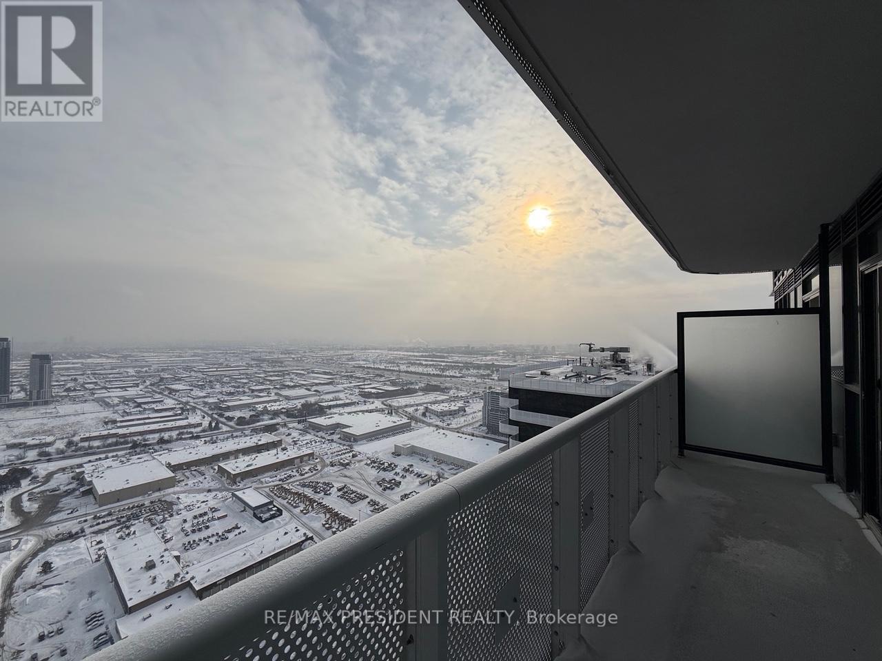 5108 - 8 Interchange Way, Vaughan, Ontario  L4K 0R2 - Photo 12 - N12740076