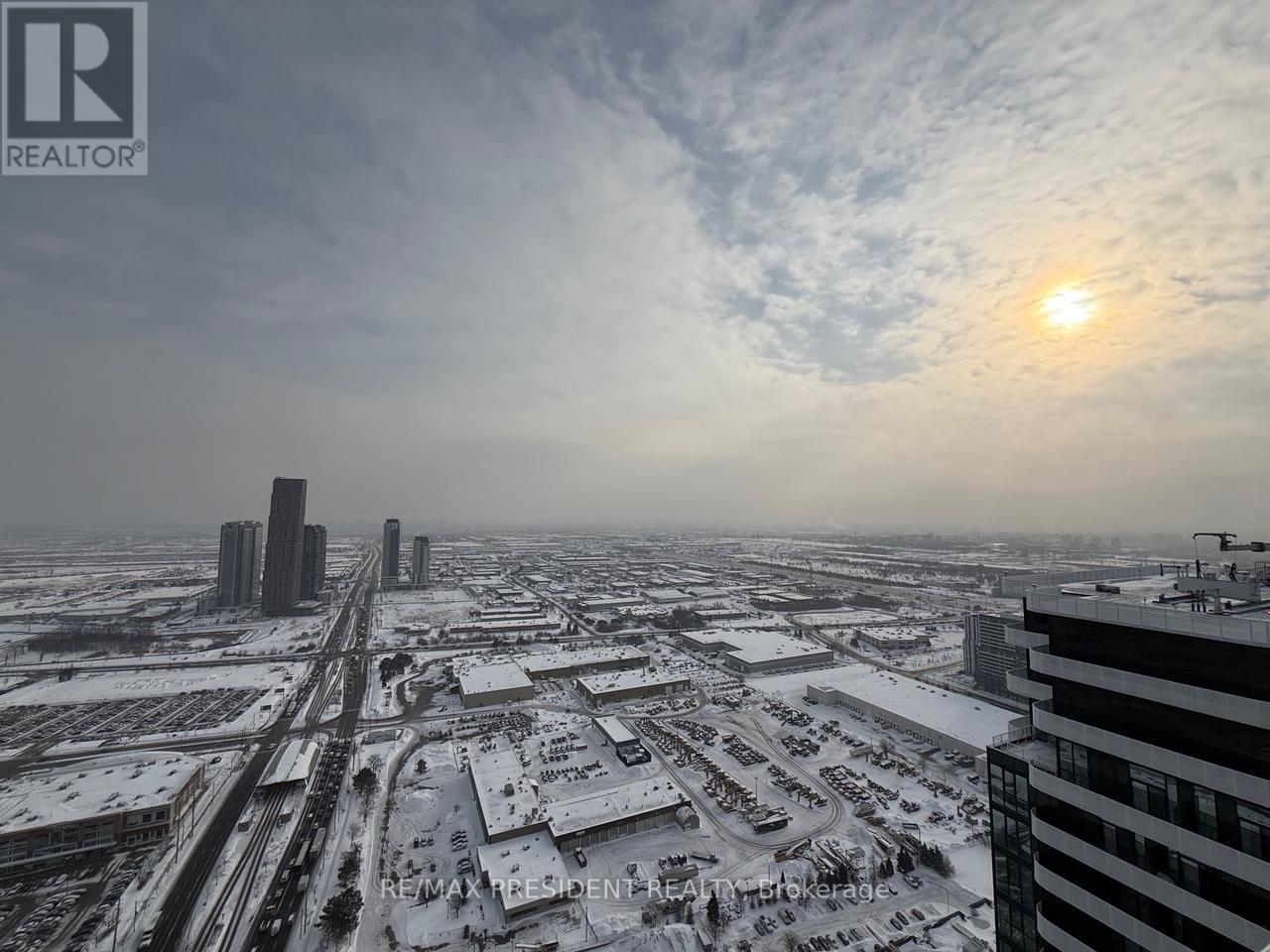 5108 - 8 Interchange Way, Vaughan, Ontario  L4K 0R2 - Photo 13 - N12740076