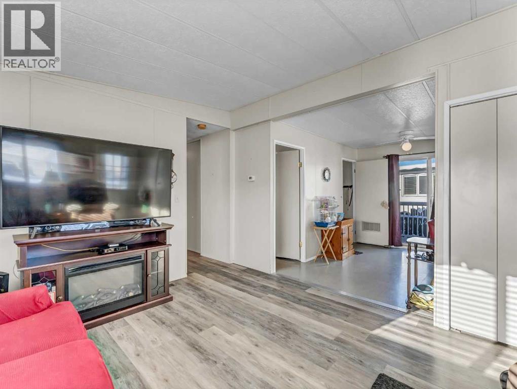 342 Cornell Crescent Sw, Medicine Hat, Alberta  T1A 7Z3 - Photo 8 - A2272796