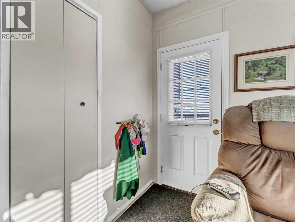 342 Cornell Crescent Sw, Medicine Hat, Alberta  T1A 7Z3 - Photo 6 - A2272796