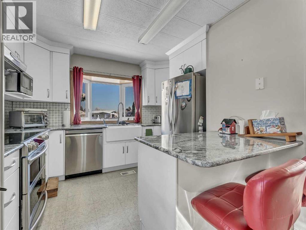 342 Cornell Crescent Sw, Medicine Hat, Alberta  T1A 7Z3 - Photo 11 - A2272796