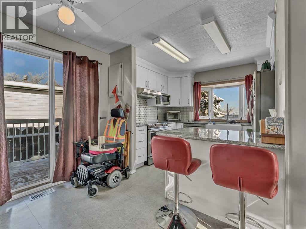 342 Cornell Crescent Sw, Medicine Hat, Alberta  T1A 7Z3 - Photo 10 - A2272796