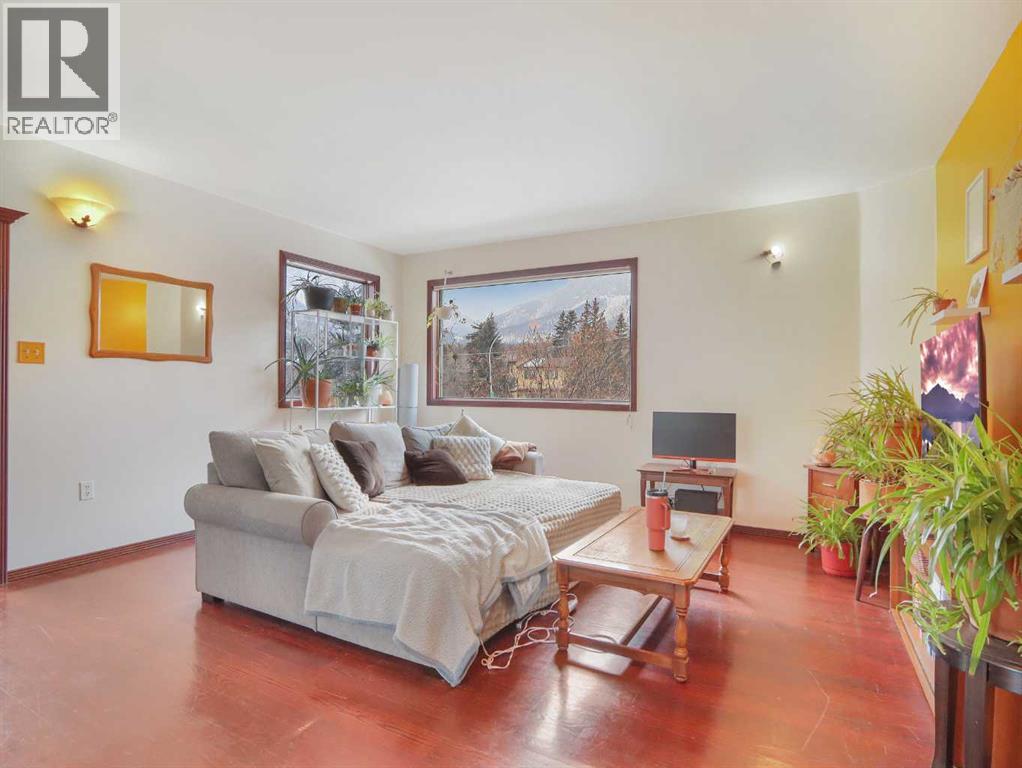 910 Main Street, Canmore, Alberta  T1W 1R6 - Photo 4 - A2274917