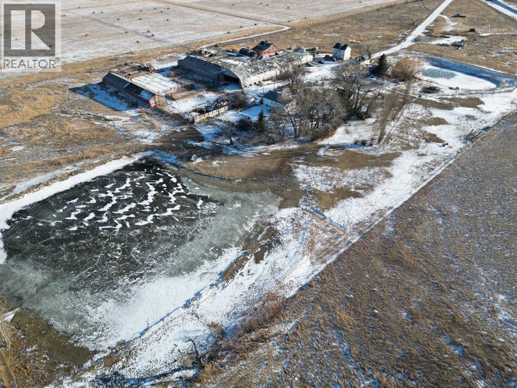 24 213032 Twp Rd. 94, Rural Lethbridge County, Alberta  T1J 5R2 - Photo 3 - A2281485