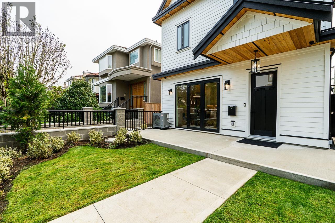 1 2248 E 48th Avenue, Vancouver, British Columbia  V5P 1S1 - Photo 2 - R3078592