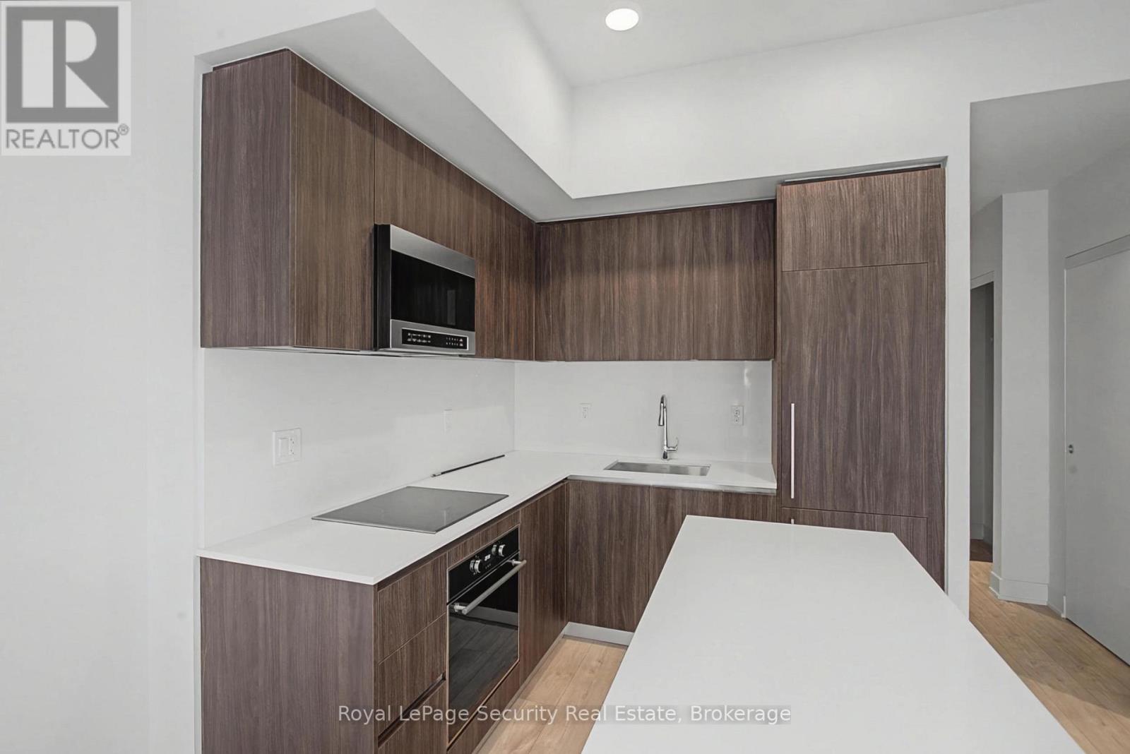 1305 - 8 Cumberland Street, Toronto, Ontario  M4W 0B6 - Photo 14 - C12740570