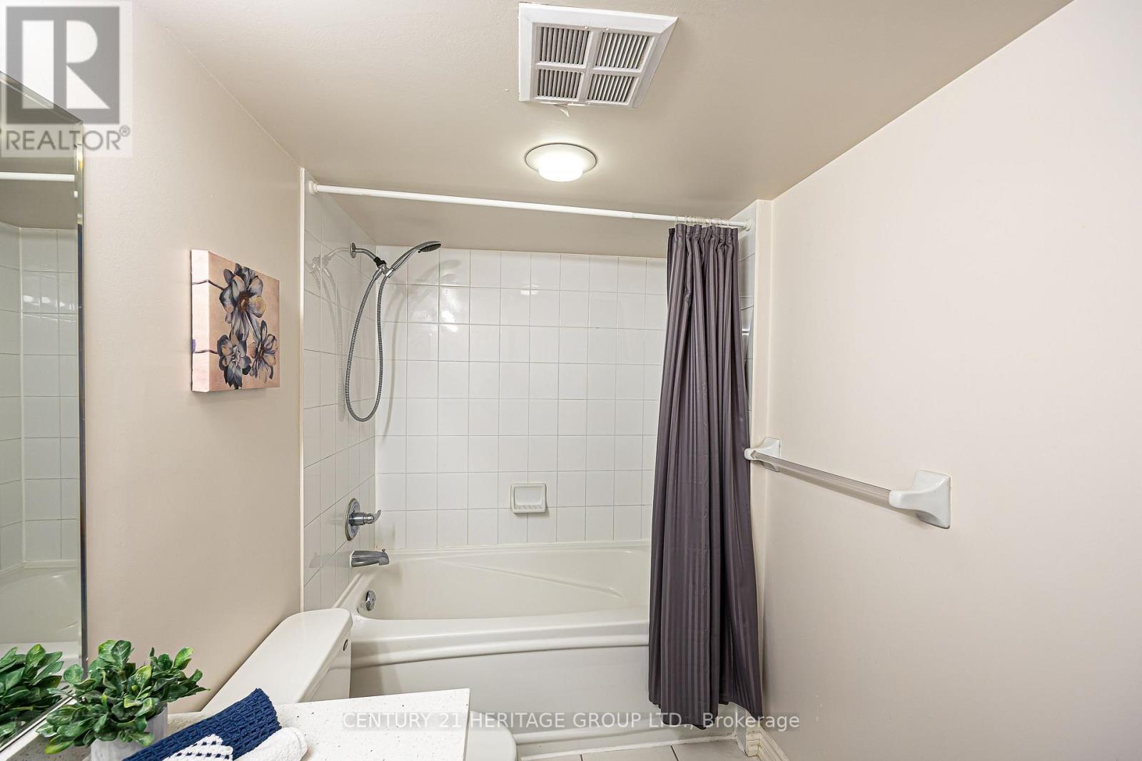 2510 - 1 Rean Drive, Toronto, Ontario  M2K 3C1 - Photo 30 - C12740578