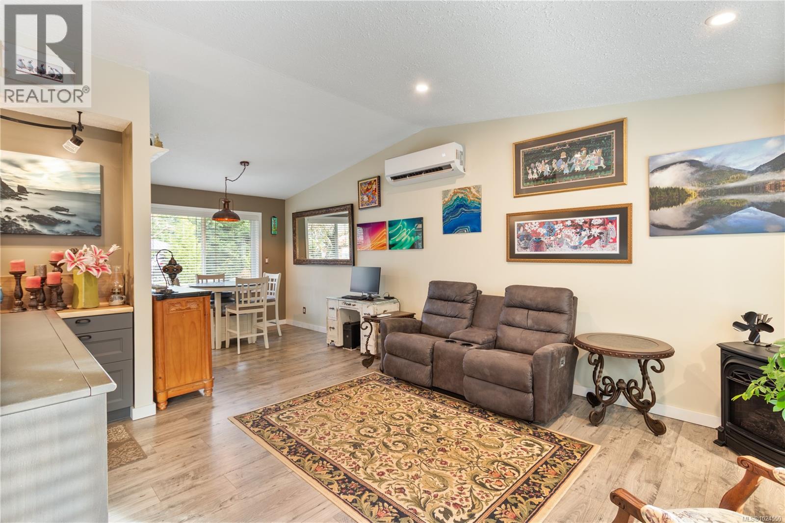 28 745 Church St, Gabriola Island, British Columbia  V0R 1X3 - Photo 7 - 1024550