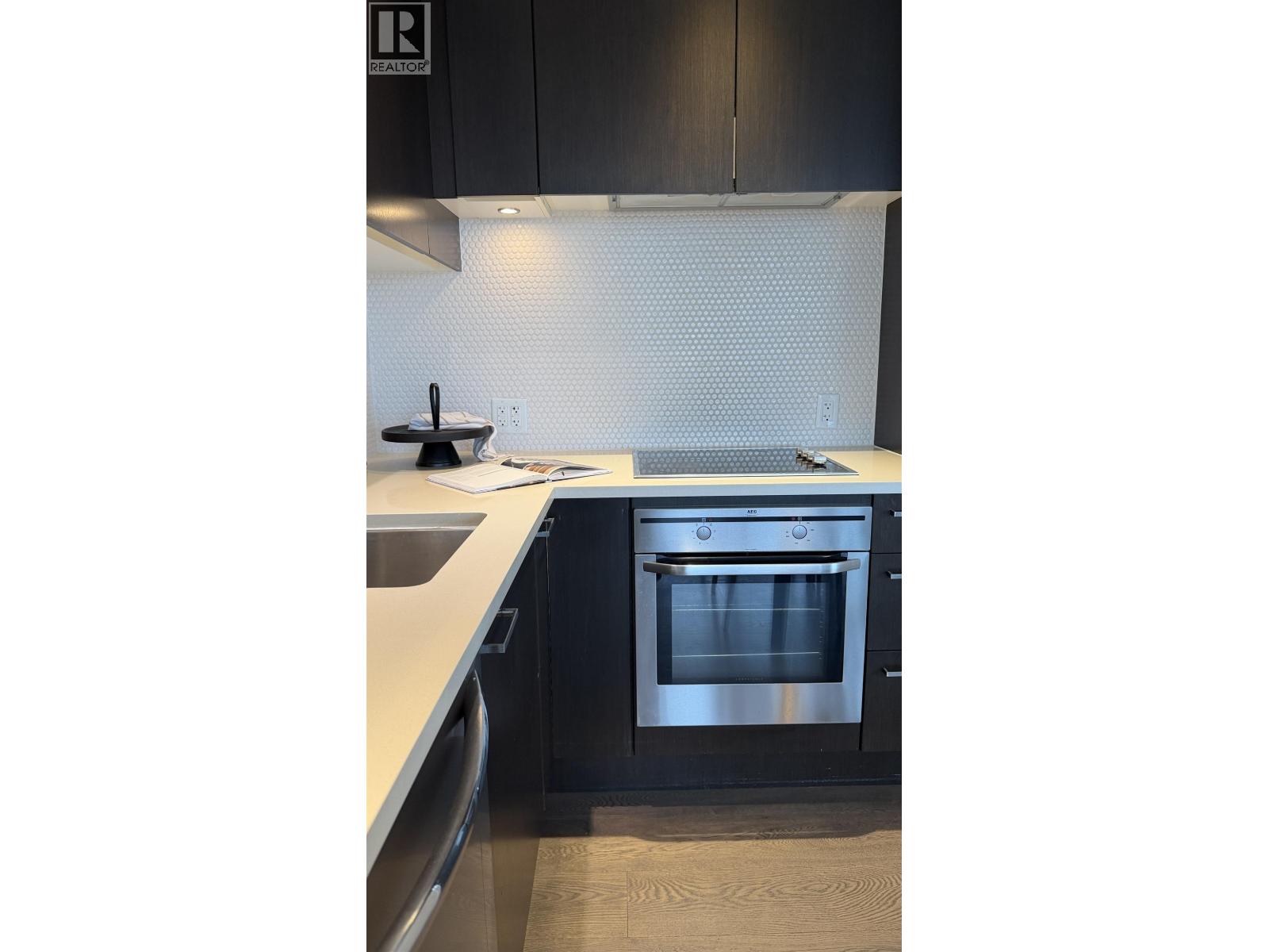 604 2550 Spruce Street, Vancouver, British Columbia V6H 1E6 - Photo 8 - R3084584