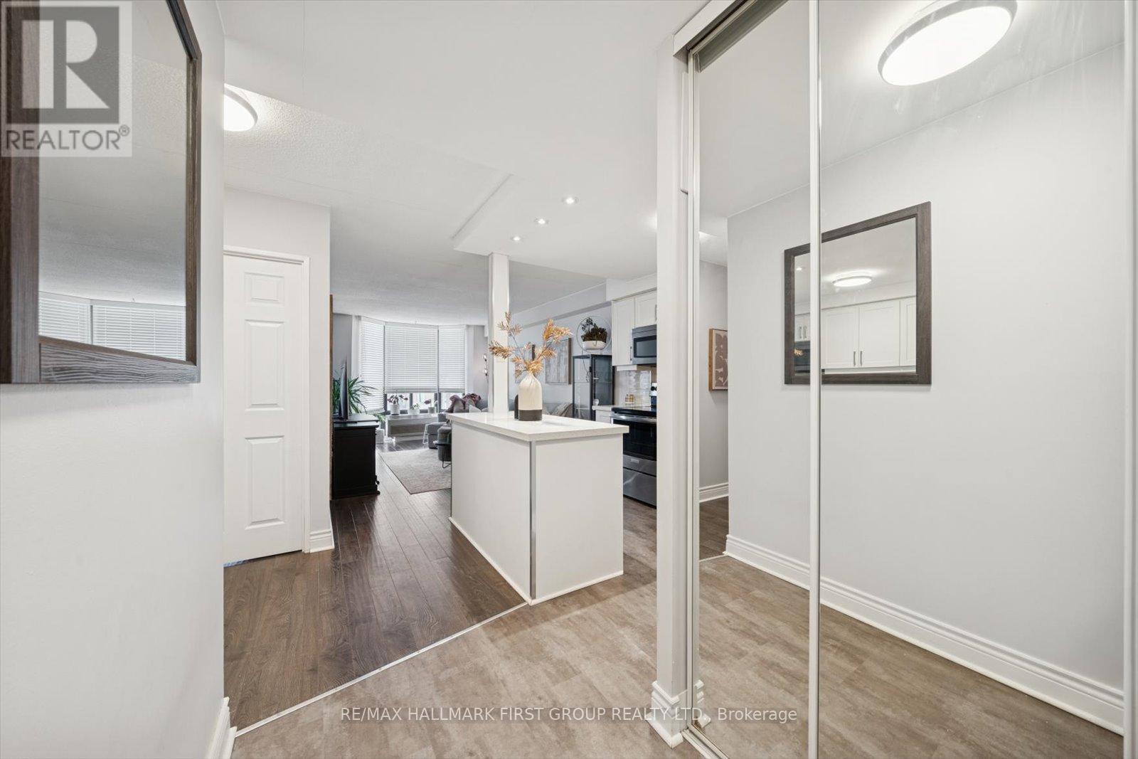 303 - 1540 Pickering Parkway, Pickering, Ontario  L1V 3V9 - Photo 3 - E12740518